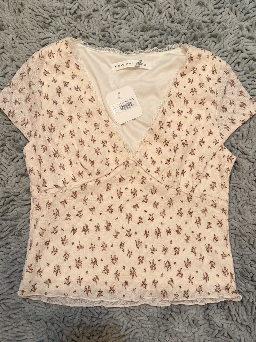 NWT Altar'd State Cream Knit Floral Lace-Trim Crop Top Medium